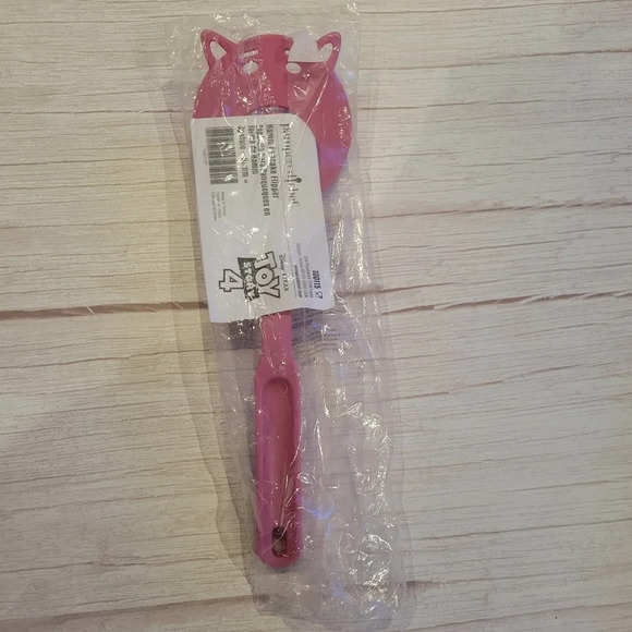 Pampered Chef Hamm Pancake Flipper  Toy Story 4 - Picture 5 of 6